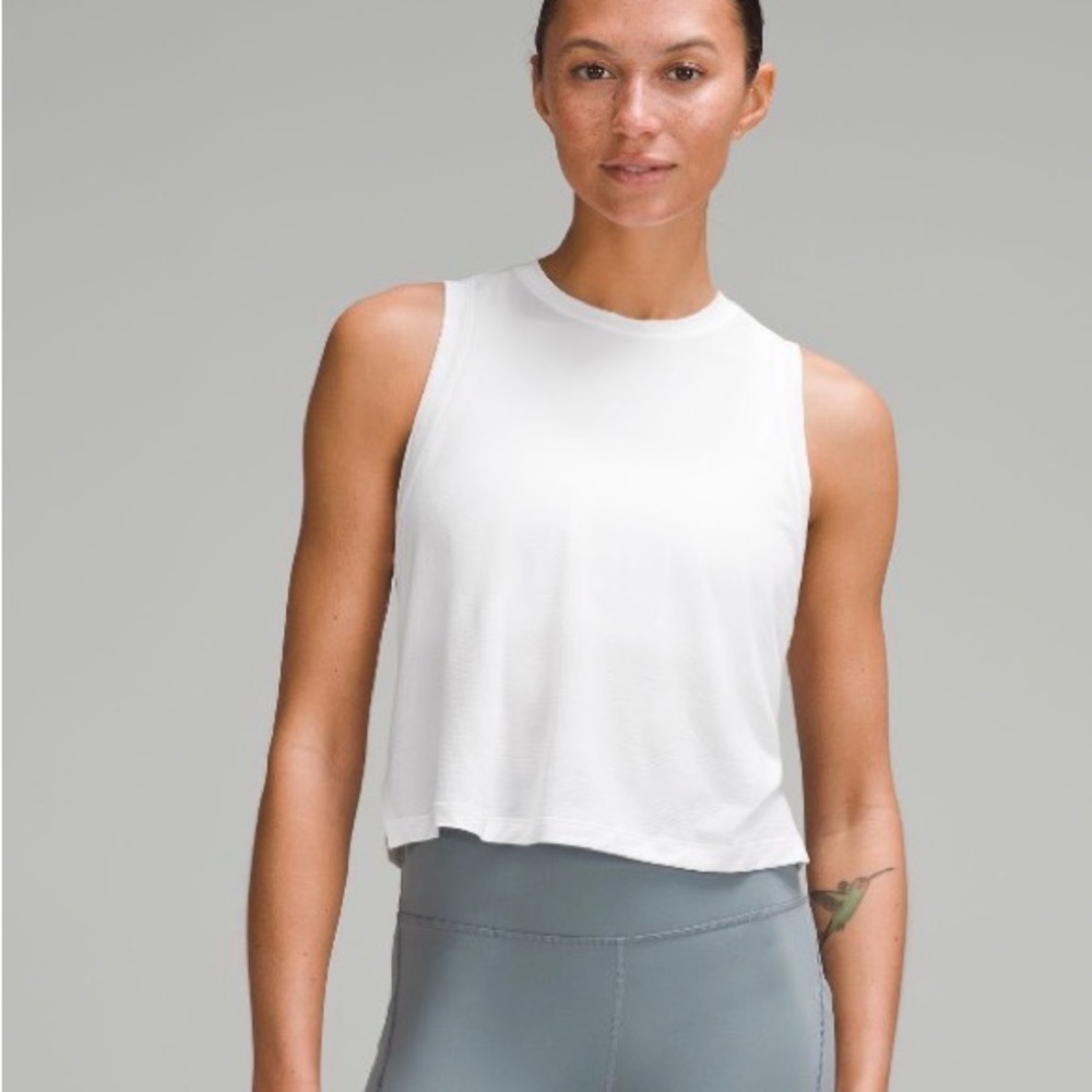 Lululemon Ultralight Waist-Length Tank Too